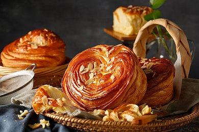 《生化危机8》DLC新演示 第三视角模式大杀四方